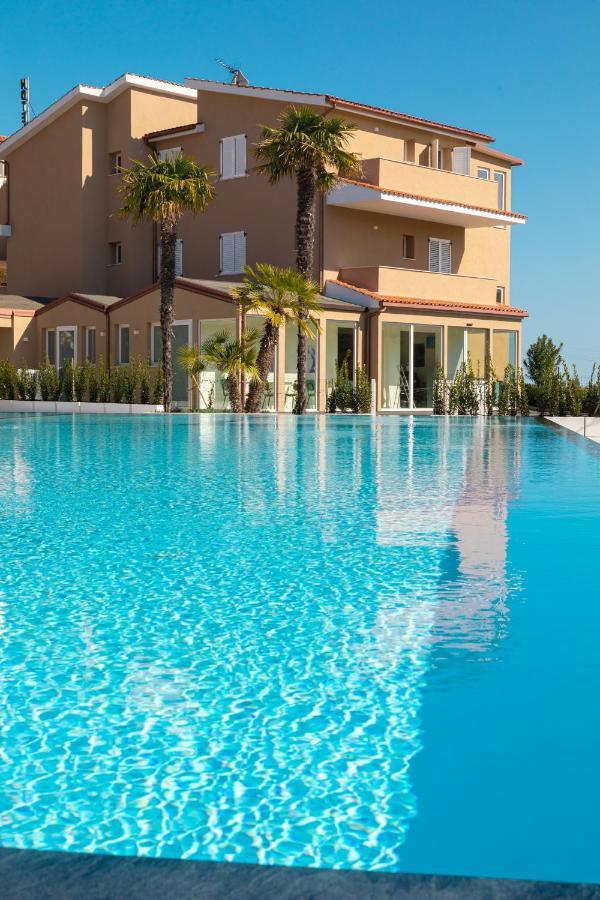 Pietra Bianca Hotel Numana Exteriör bild